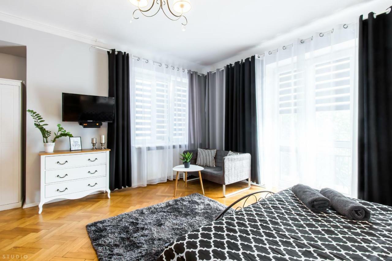 Clicktheflat Apartment Chmielna 7 Varsóvia Exterior foto